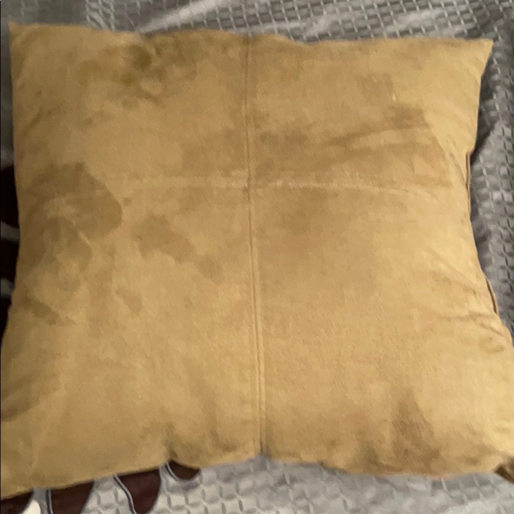 Throw Pillows